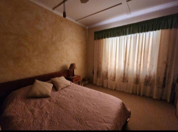 4 Bedroom Property for Sale in Kakamas Northern Cape